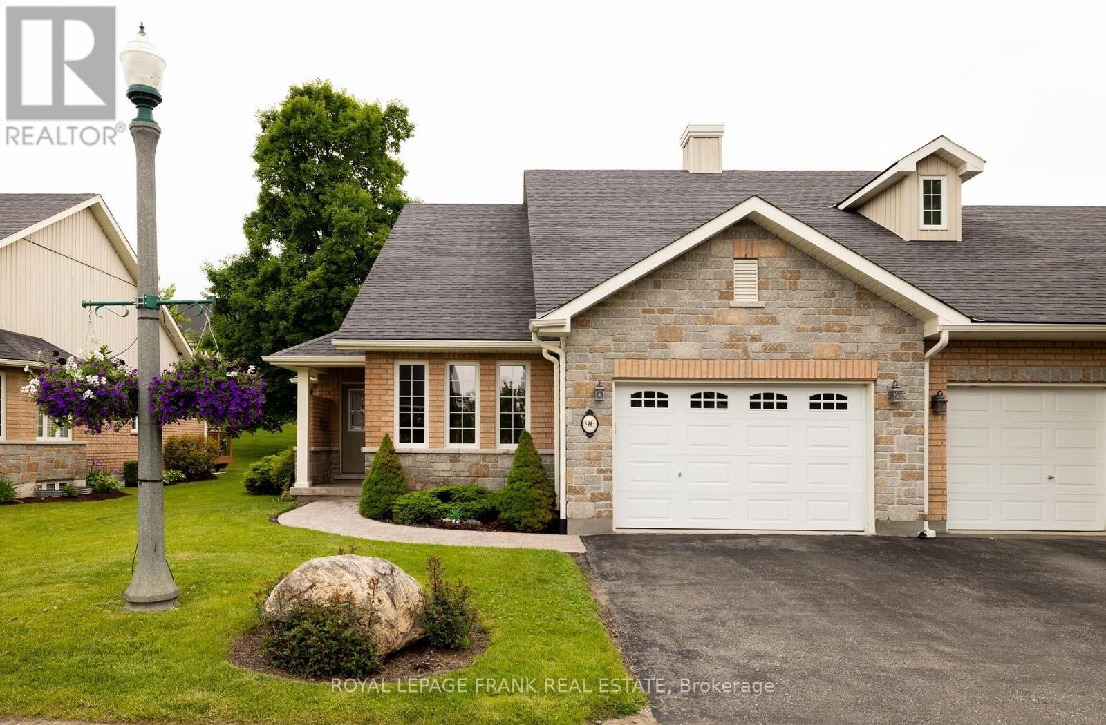 












96 VILLAGE CRESCENT

,
Peterborough West (South),




Ontario
K9J0A9


