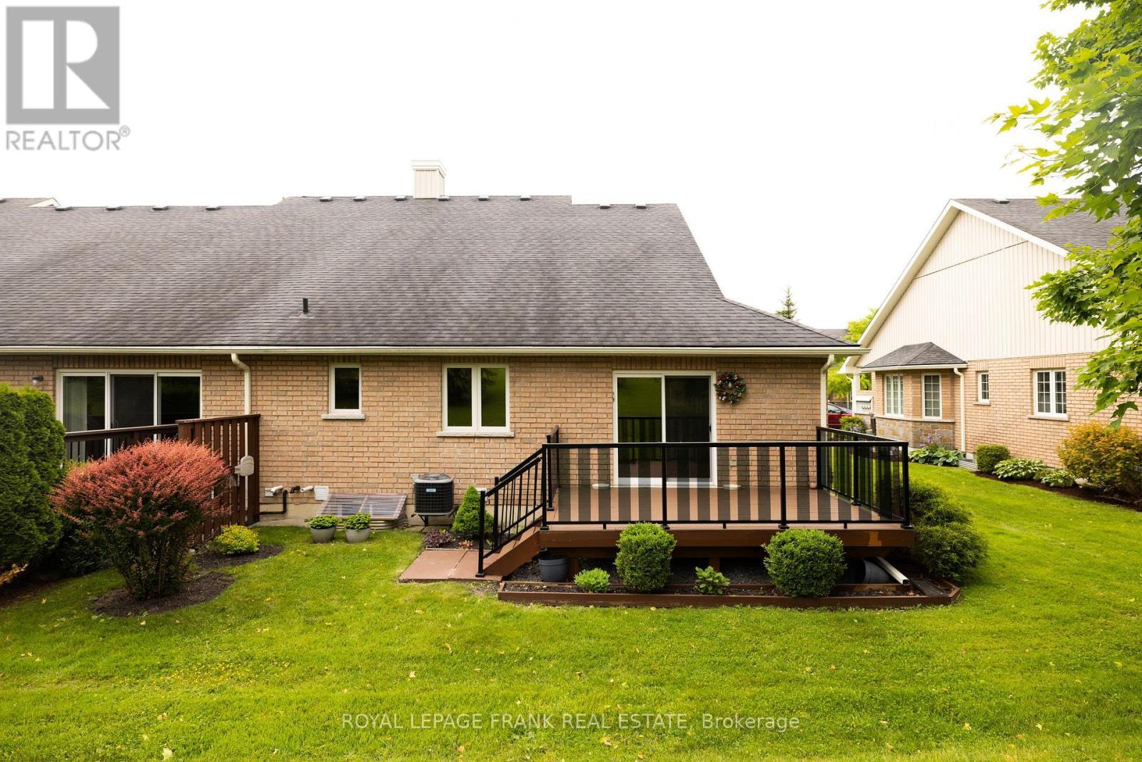 












96 VILLAGE CRESCENT

,
Peterborough West (South),




Ontario
K9J0A9

