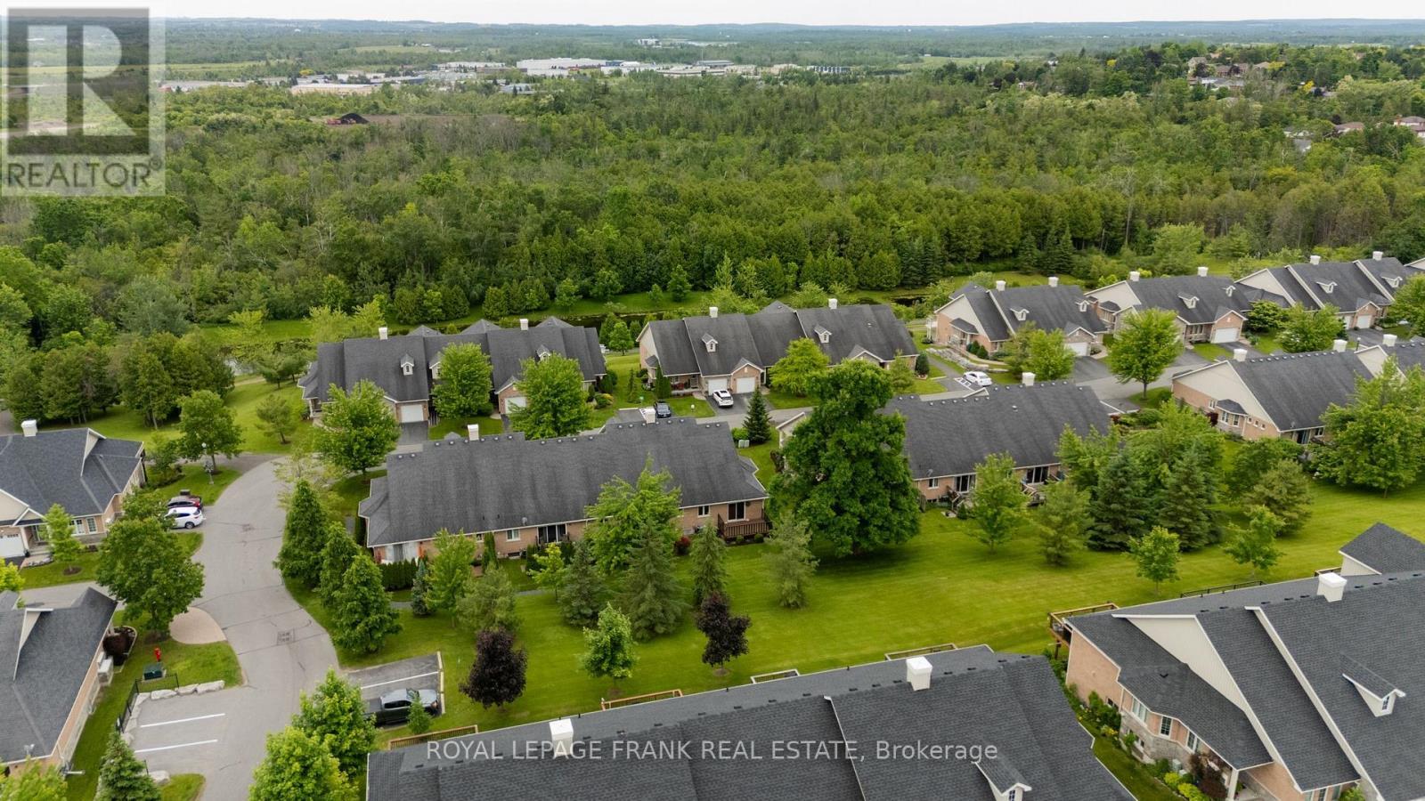 












96 VILLAGE CRESCENT

,
Peterborough West (South),




Ontario
K9J0A9


