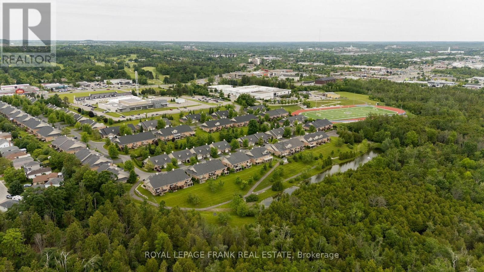 












96 VILLAGE CRESCENT

,
Peterborough West (South),




Ontario
K9J0A9

