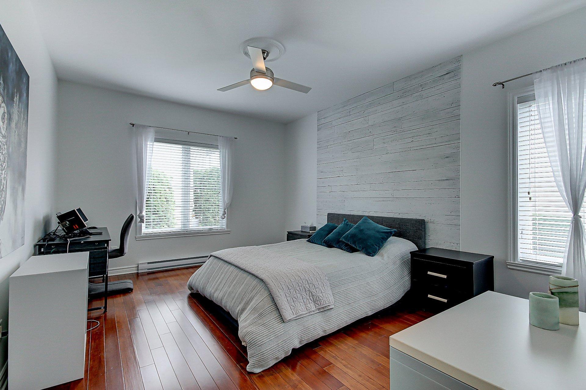 









271


Rue Deslières

, 1B,
Saint-Bruno-de-Montarville,




QC
J3V6P9

