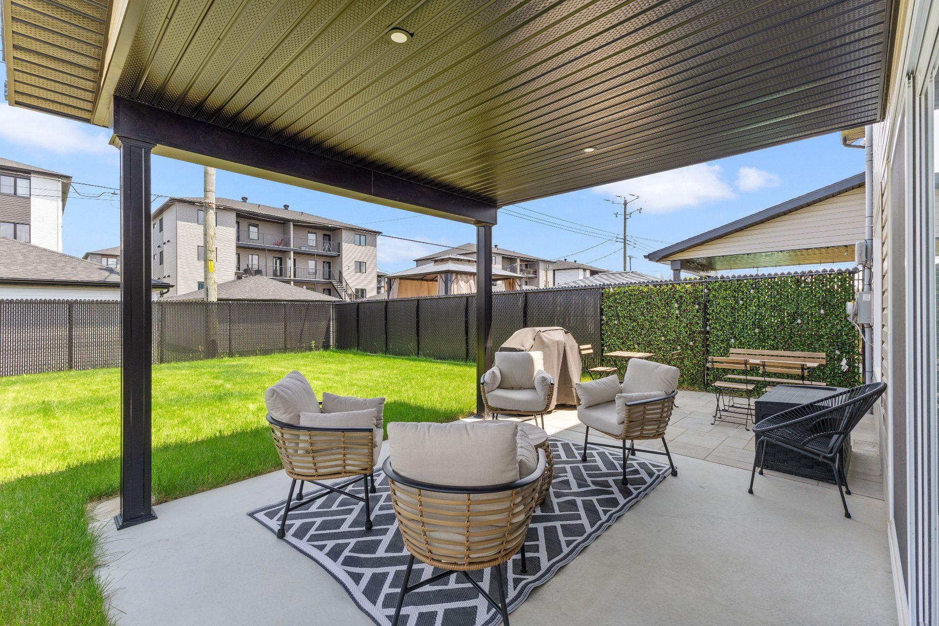 









4132


Rue Madeleine-Roy

,
Trois-Rivières,




QC
G8V0J4

