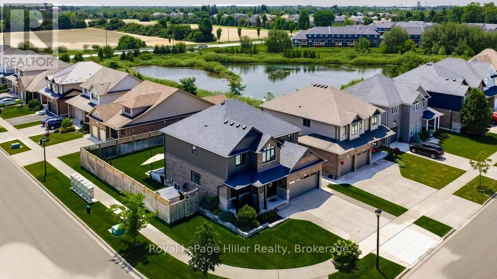 












65 THOMAS STREET

,
Stratford,




Ontario
N5A0B9

