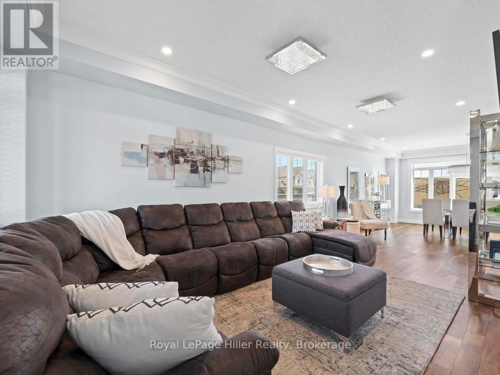 












65 THOMAS STREET

,
Stratford,




Ontario
N5A0B9

