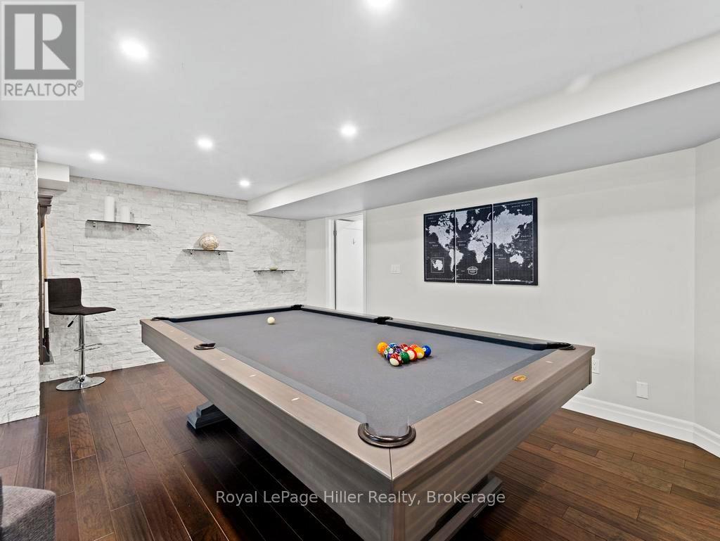 












65 THOMAS STREET

,
Stratford,




Ontario
N5A0B9

