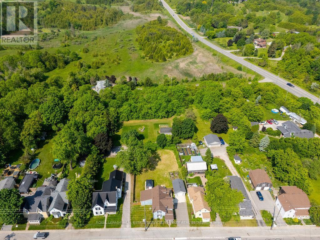 












20480 LESLIE STREET

,
East Gwillimbury,




Ontario
L0G1R0

