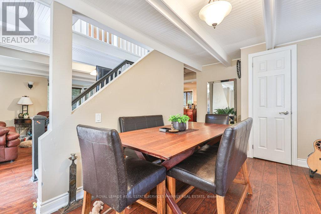












20480 LESLIE STREET

,
East Gwillimbury,




Ontario
L0G1R0

