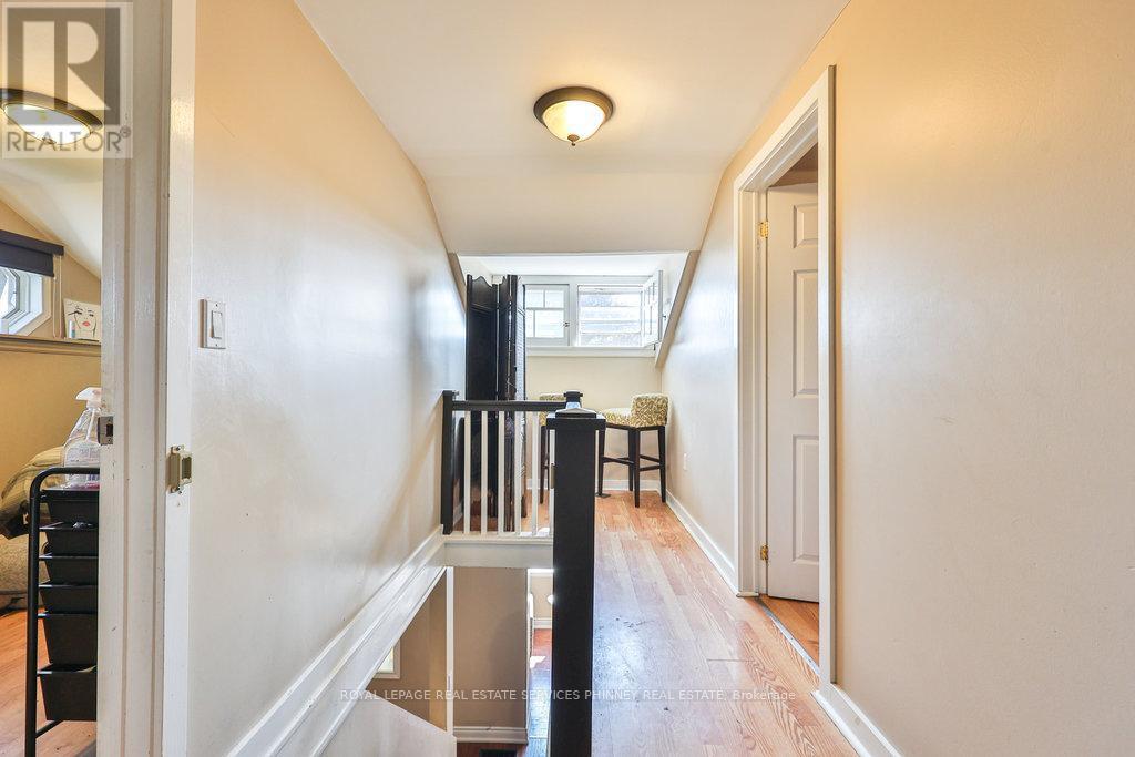












20480 LESLIE STREET

,
East Gwillimbury,




Ontario
L0G1R0

