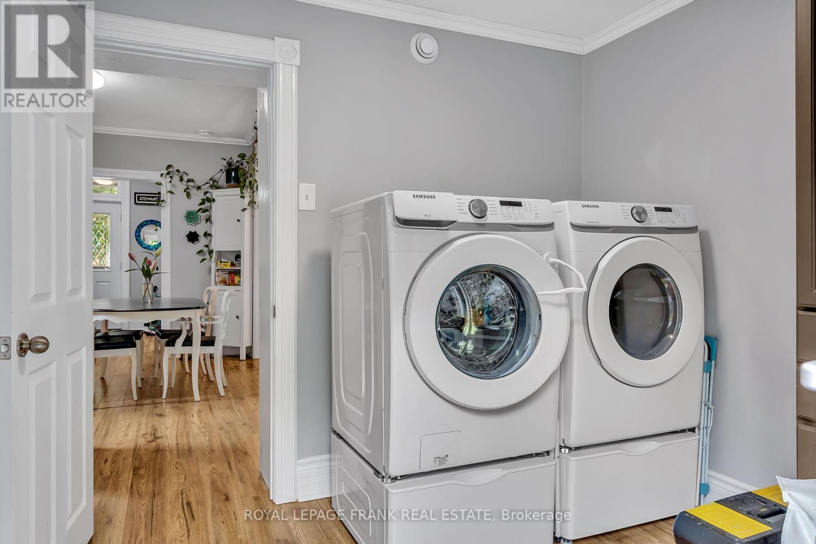 












178 STEWART STREET

,
Peterborough Central (South),




Ontario
K9J3M5

