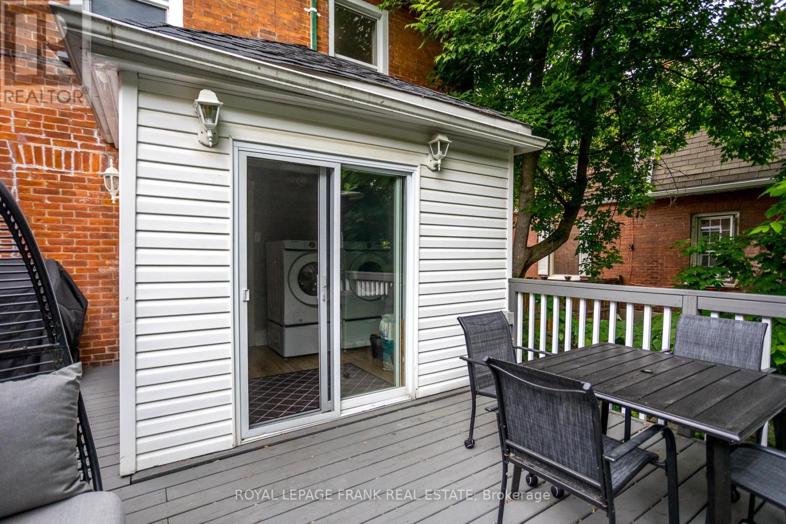 












178 STEWART STREET

,
Peterborough Central (South),




Ontario
K9J3M5

