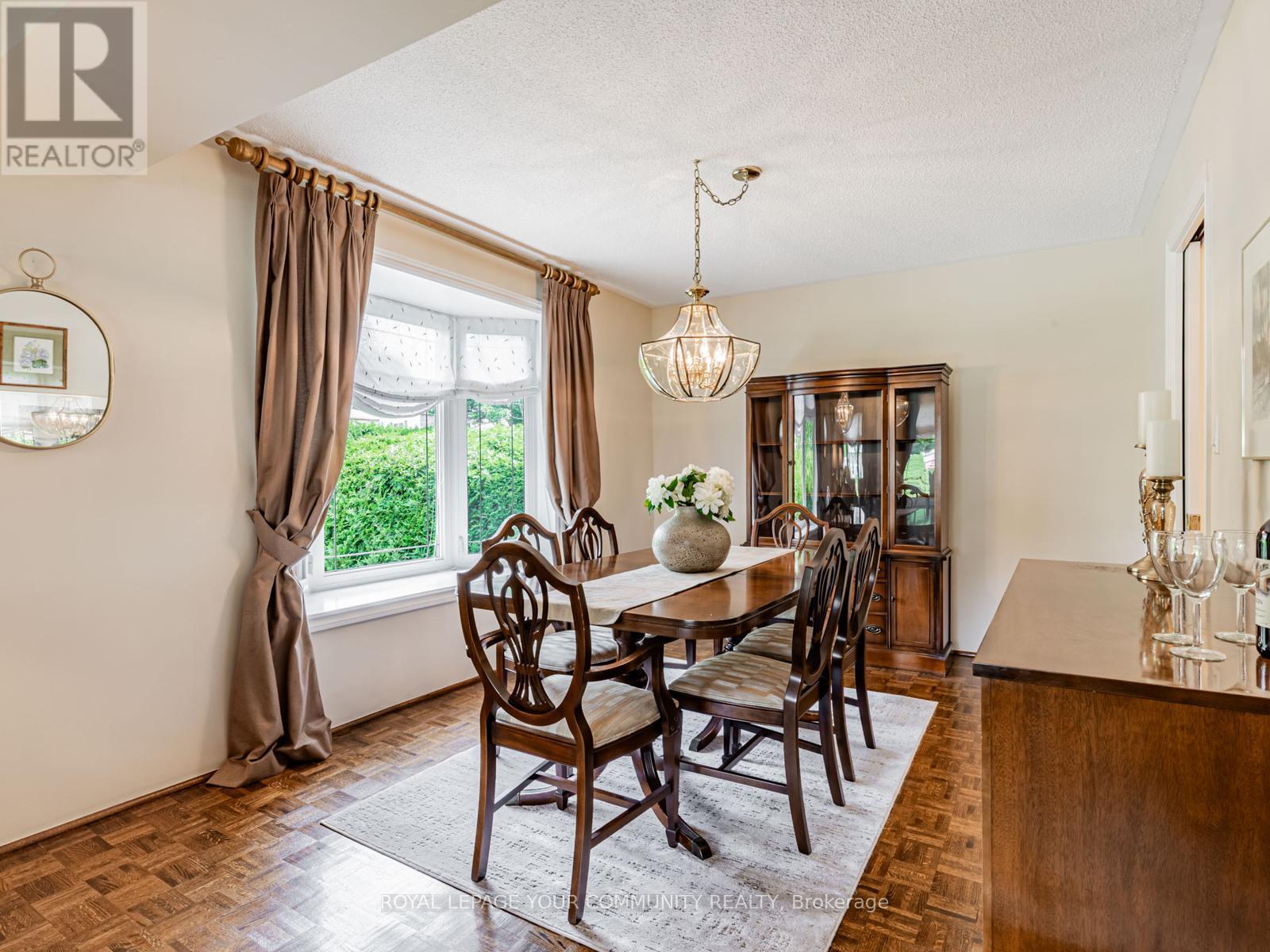 












186 ROMFIELD CIRCUIT

,
Markham,




Ontario
L3T3J1

