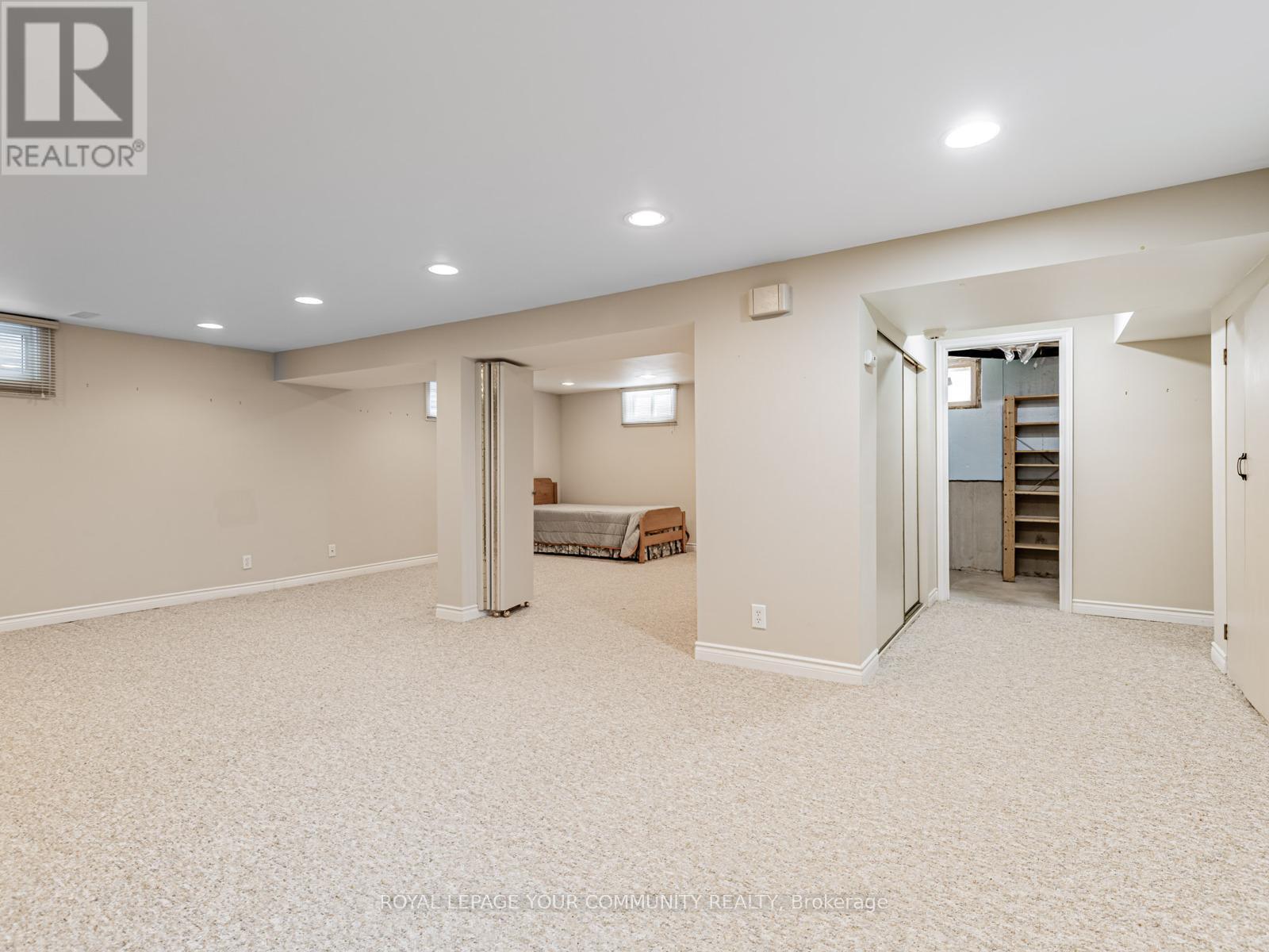 












186 ROMFIELD CIRCUIT

,
Markham,




Ontario
L3T3J1

