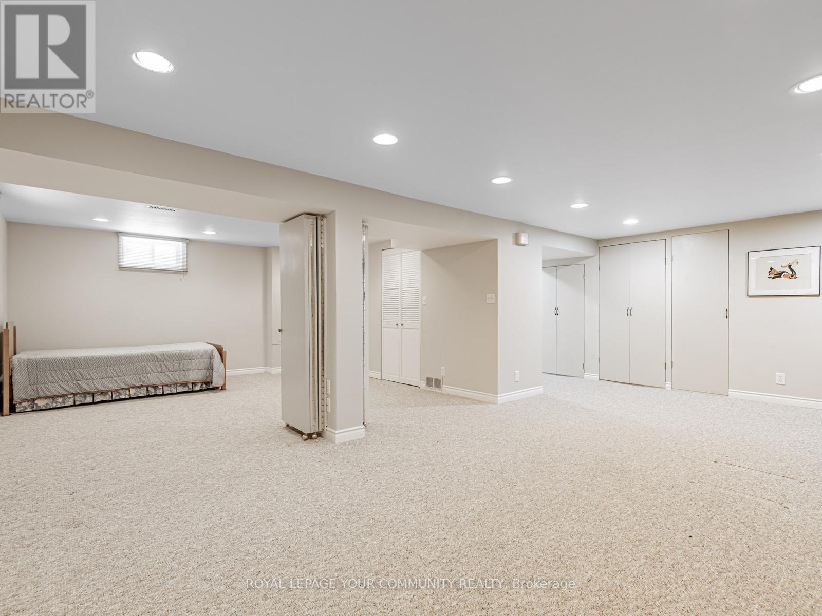












186 ROMFIELD CIRCUIT

,
Markham,




Ontario
L3T3J1

