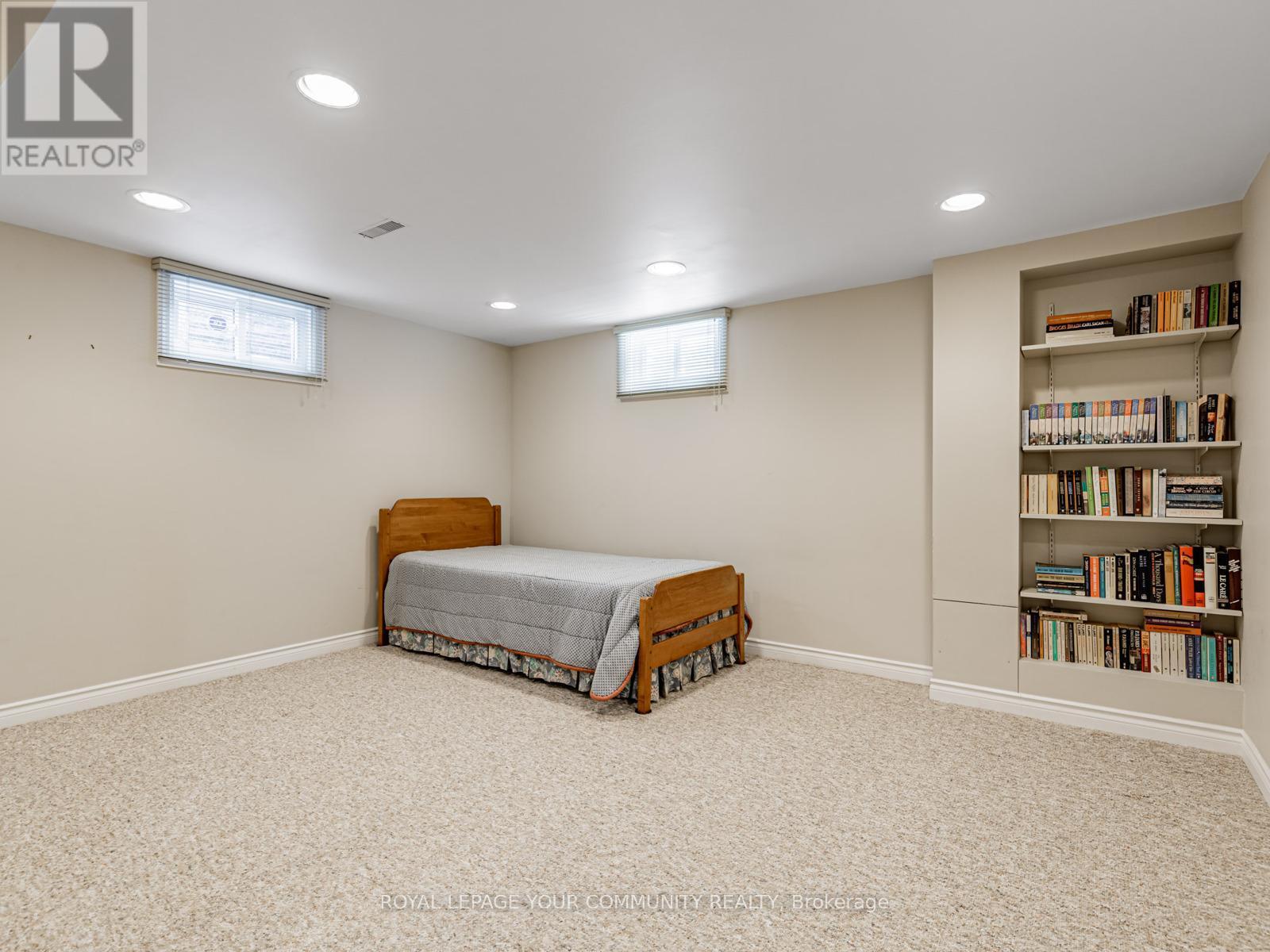 












186 ROMFIELD CIRCUIT

,
Markham,




Ontario
L3T3J1

