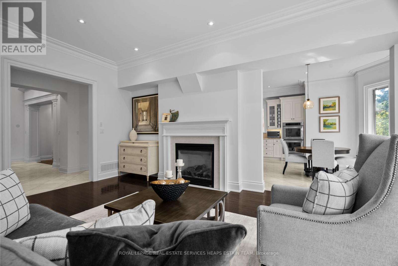 












42 TRUE DAVIDSON DRIVE

,
Toronto,




Ontario
M4W3X5

