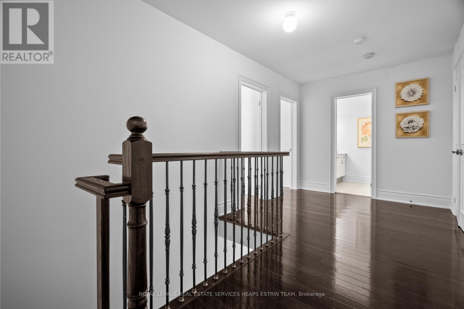 












42 TRUE DAVIDSON DRIVE

,
Toronto,




Ontario
M4W3X5

