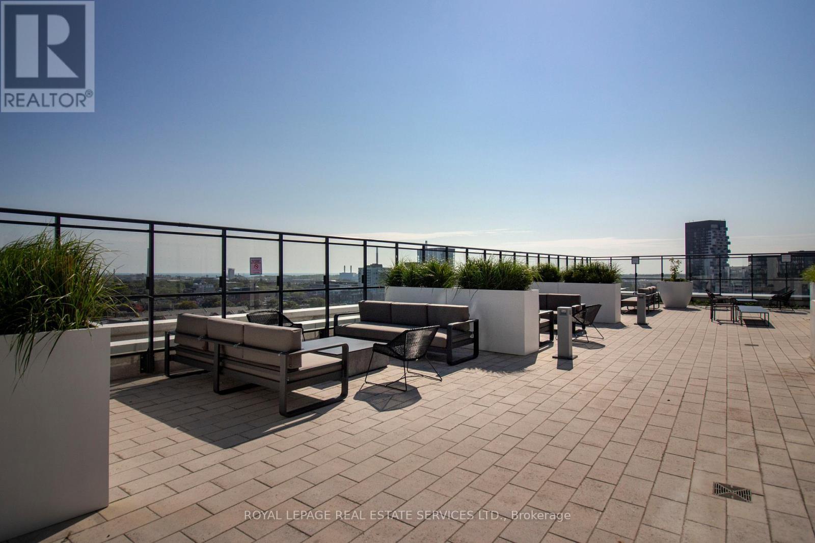 












1207 - 5 DEFRIES STREET

,
Toronto,




Ontario
M5A0W7

