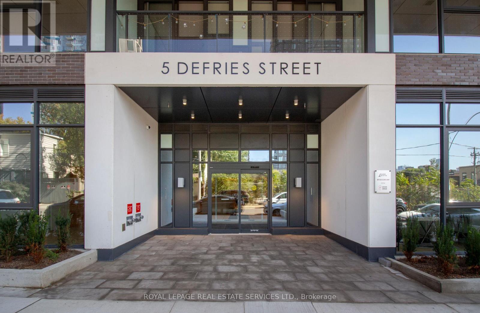












1207 - 5 DEFRIES STREET

,
Toronto,




Ontario
M5A0W7

