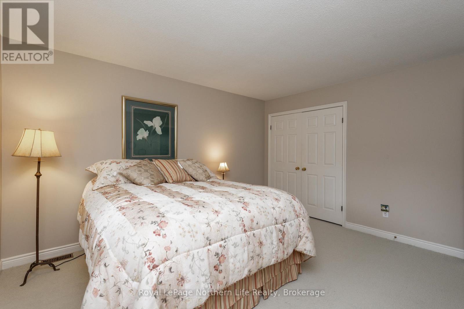 












34 CANTERBURY CRESCENT

,
North Bay (Airport),




Ontario
P1C1K8

