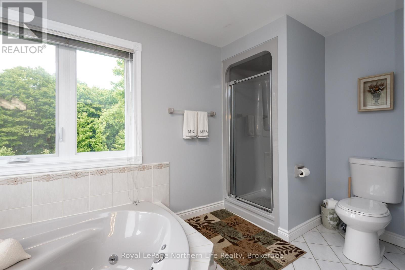 












34 CANTERBURY CRESCENT

,
North Bay (Airport),




Ontario
P1C1K8

