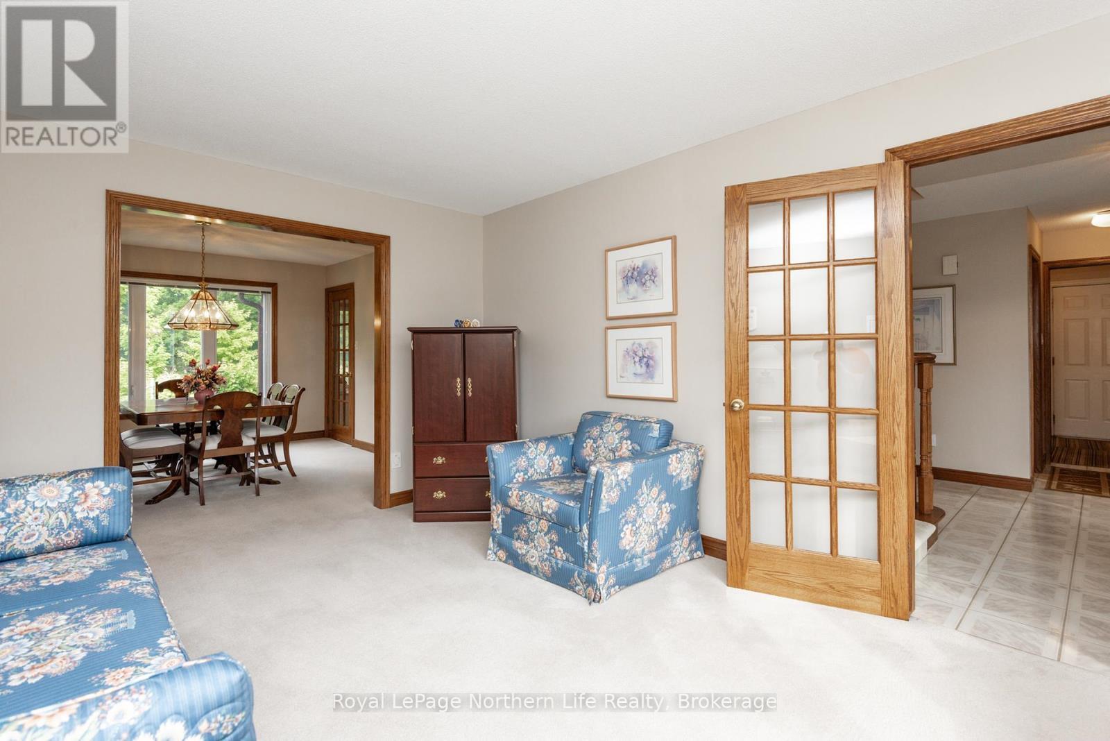 












34 CANTERBURY CRESCENT

,
North Bay (Airport),




Ontario
P1C1K8

