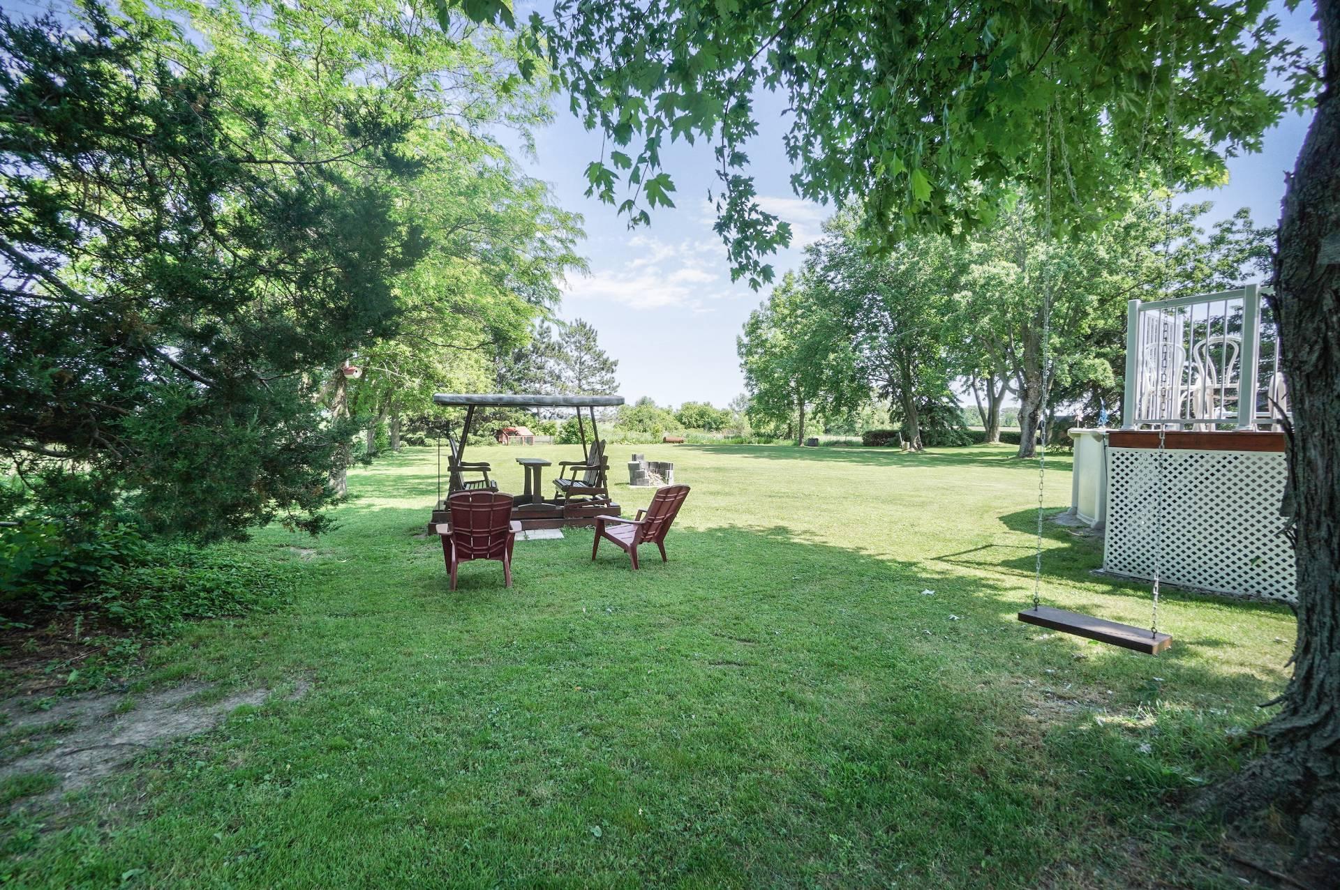 









603


Ch. du Ruisseau-St-Louis E.

,
Marieville,




QC
J3M1P1

