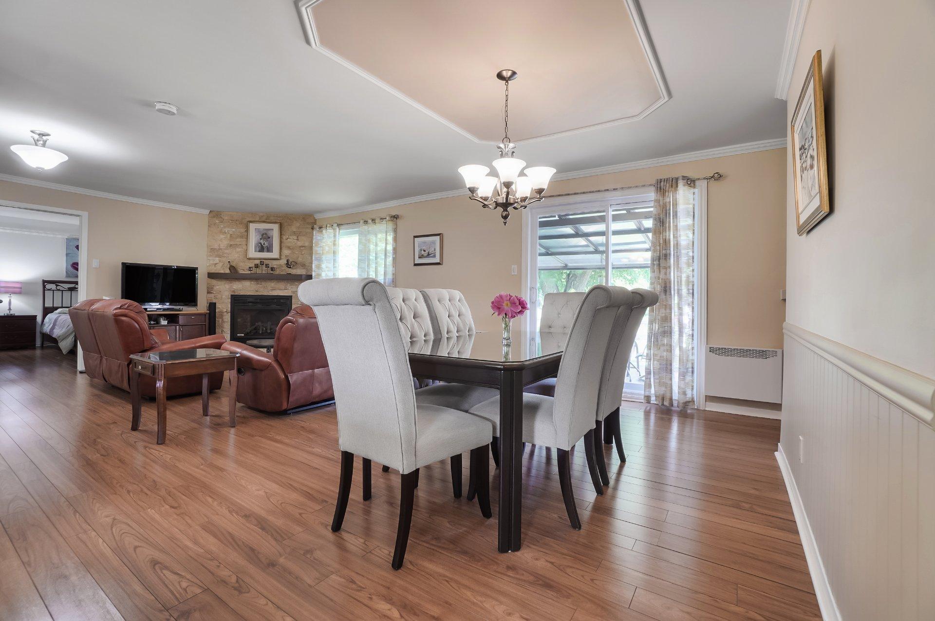 









603


Ch. du Ruisseau-St-Louis E.

,
Marieville,




QC
J3M1P1

