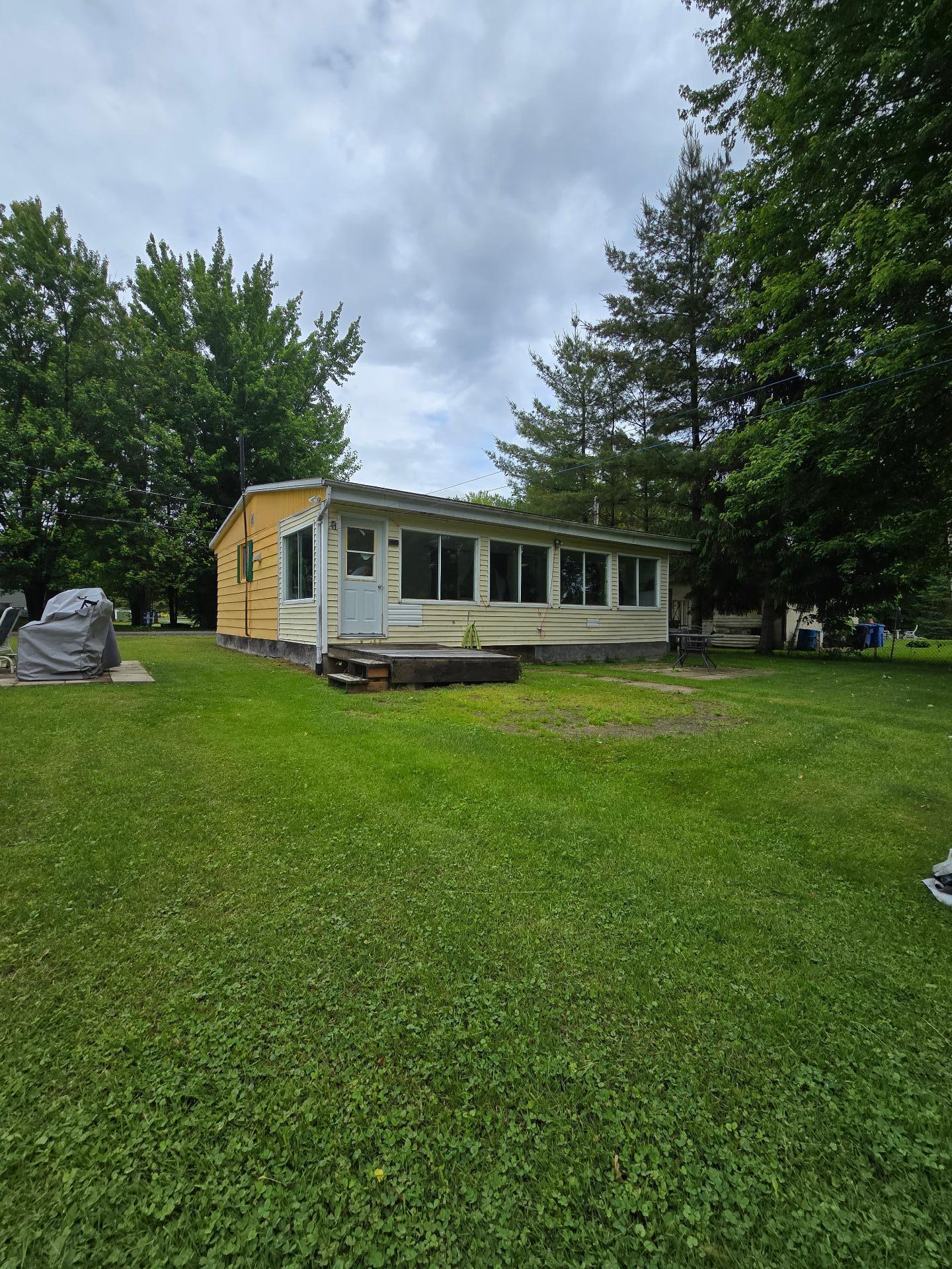 









685


Rue Provost

,
Clarenceville,




QC
J0J1B0

