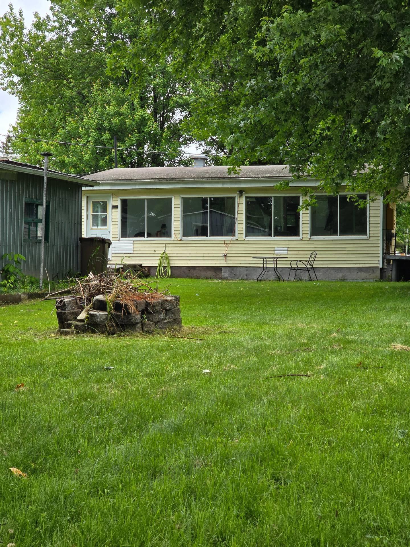 









685


Rue Provost

,
Clarenceville,




QC
J0J1B0


