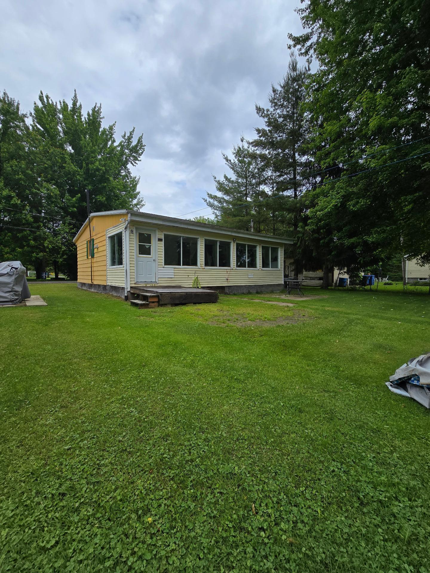 









685


Rue Provost

,
Clarenceville,




QC
J0J1B0

