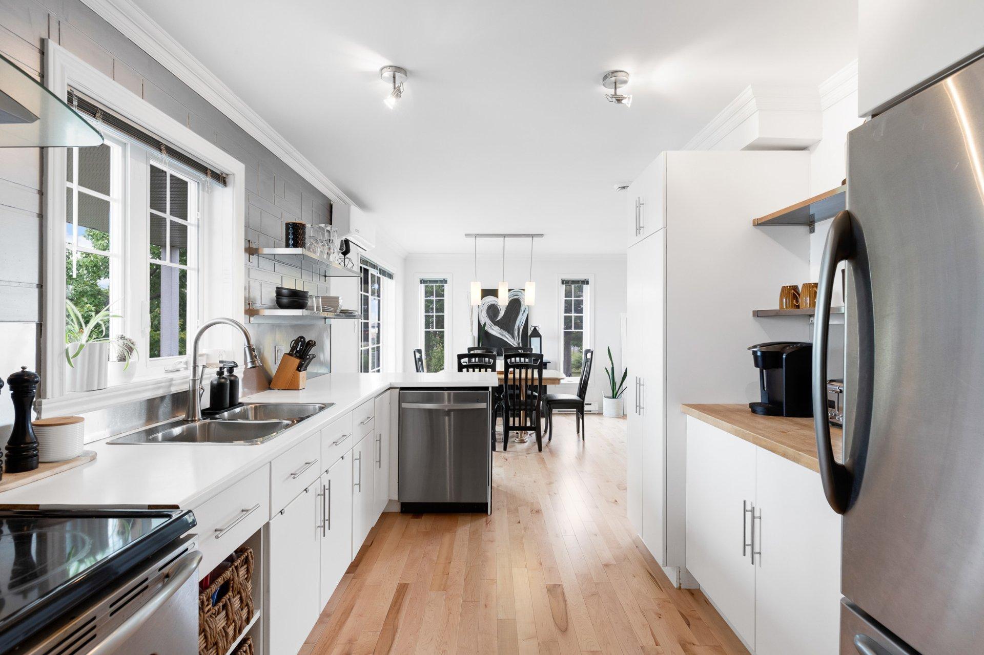









1654


Rue de l'Hortensia

,
Terrebonne (La Plaine),




QC
J7M0B4

