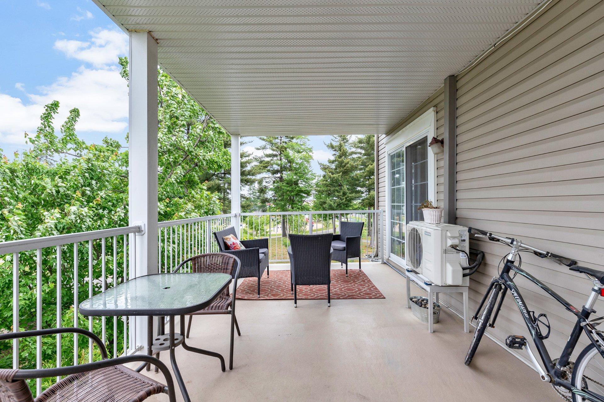 









1654


Rue de l'Hortensia

,
Terrebonne (La Plaine),




QC
J7M0B4

