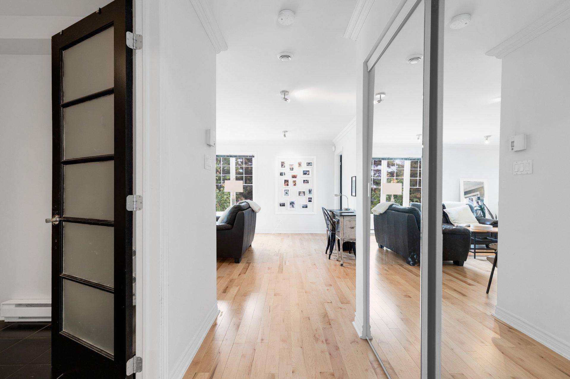 









1654


Rue de l'Hortensia

,
Terrebonne (La Plaine),




QC
J7M0B4

