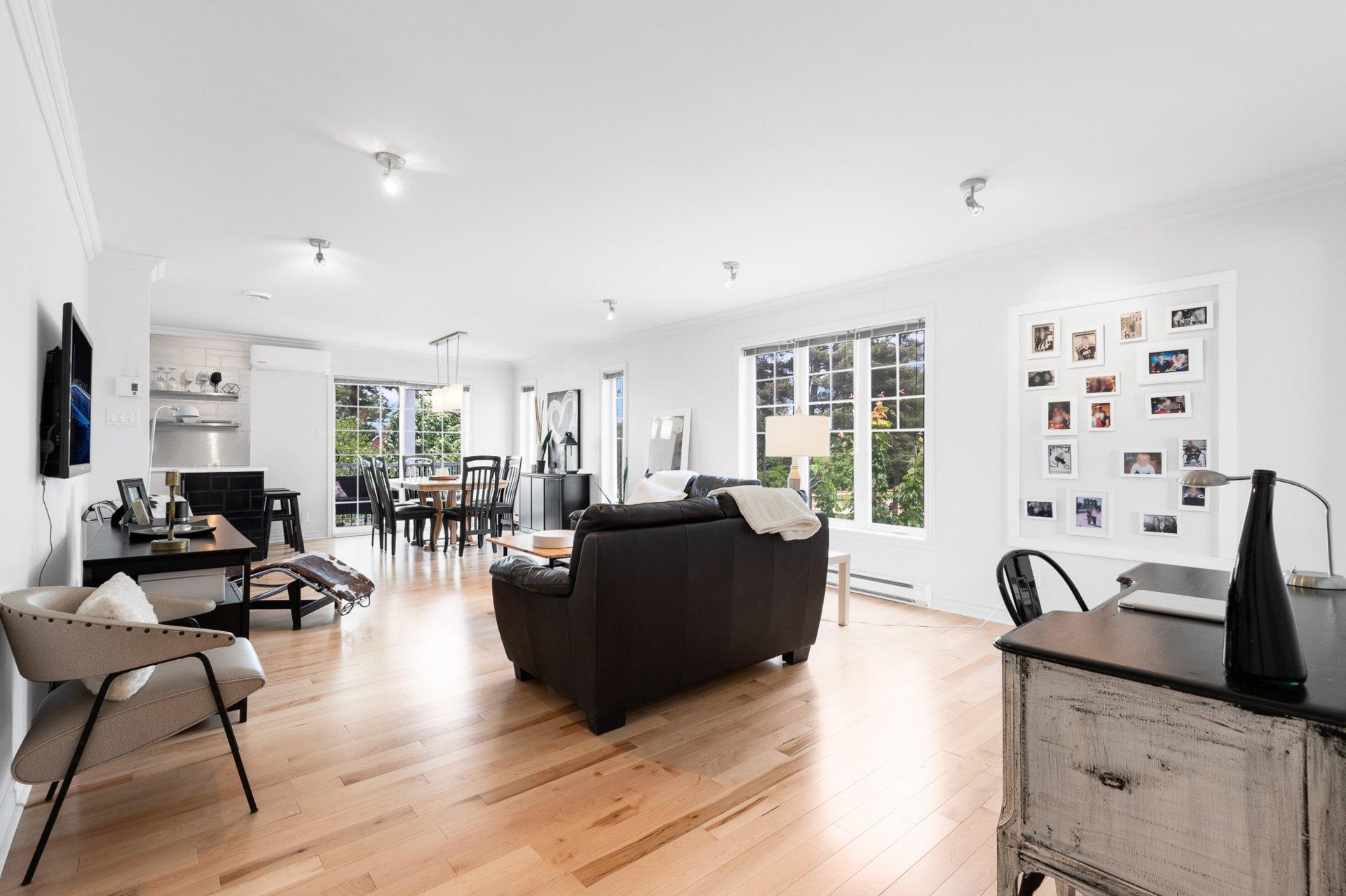 









1654


Rue de l'Hortensia

,
Terrebonne (La Plaine),




QC
J7M0B4


