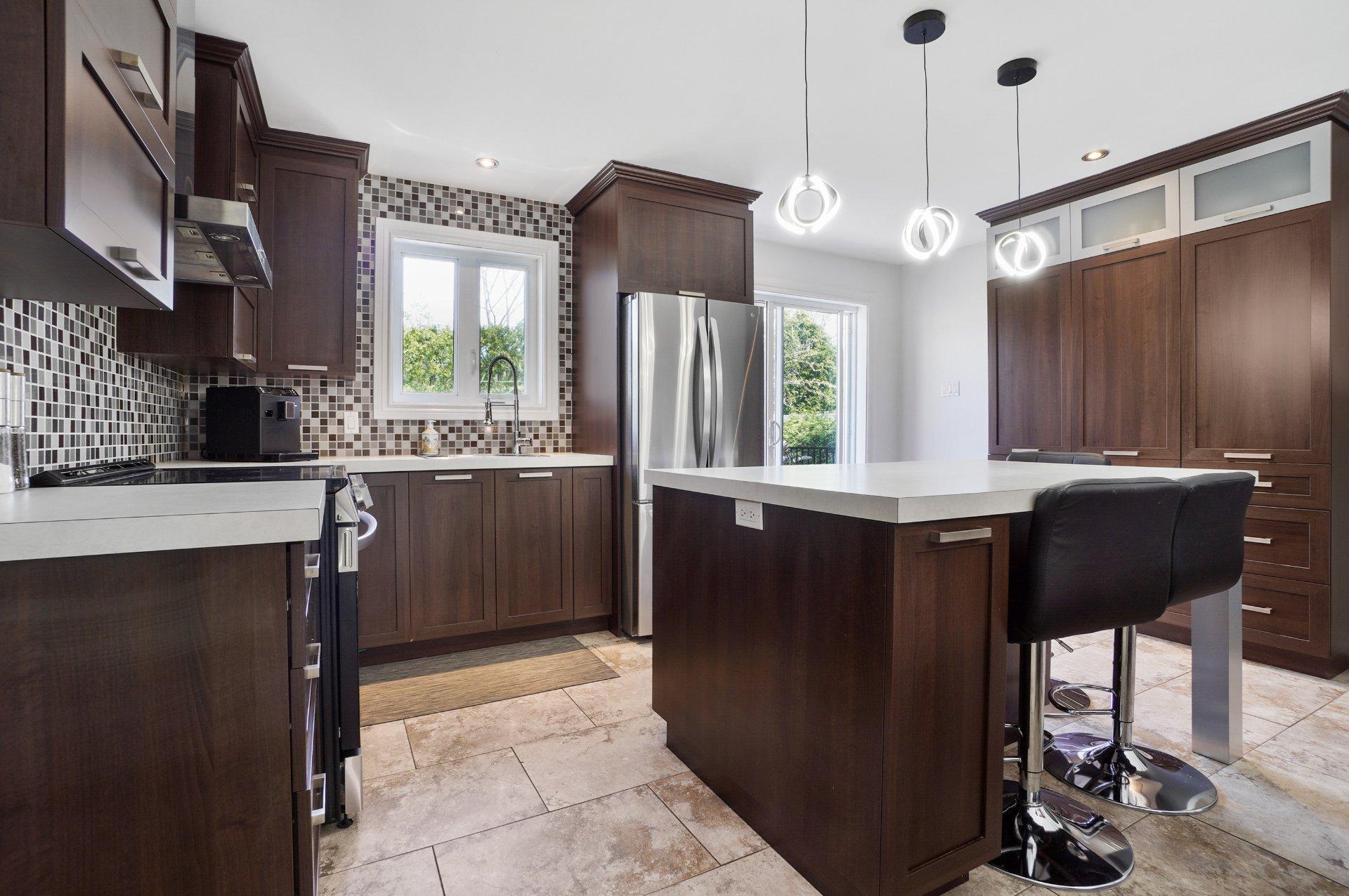 









1B


Rue Olier

,
Saint-Basile-le-Grand,




QC
J3N1L6

