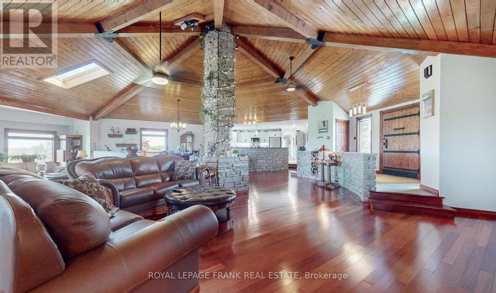












10 CITYVIEW HEIGHTS

,
Kawartha Lakes (Omemee),




Ontario
K0L1K0

