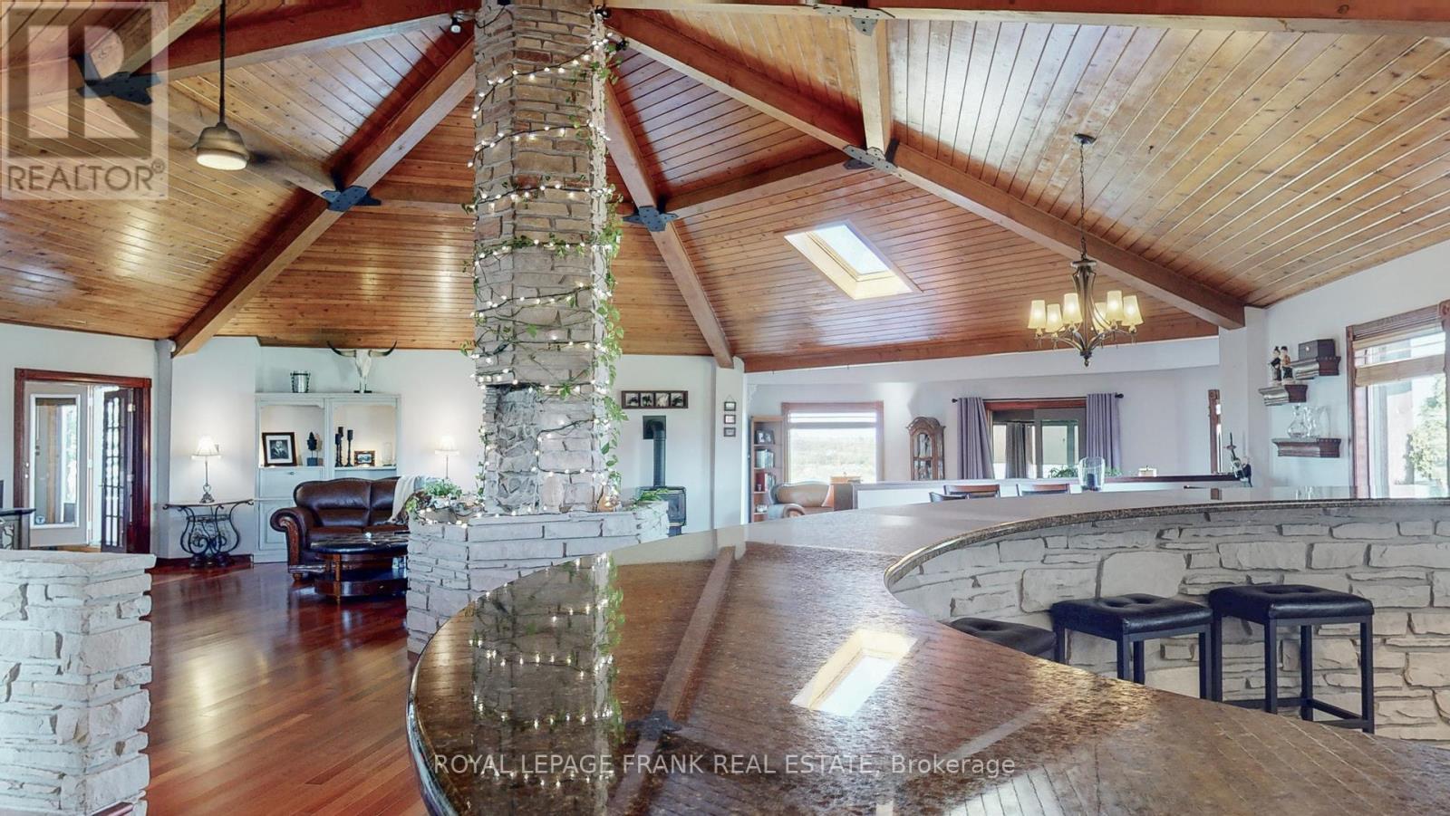 












10 CITYVIEW HEIGHTS

,
Kawartha Lakes (Omemee),




Ontario
K0L1K0

