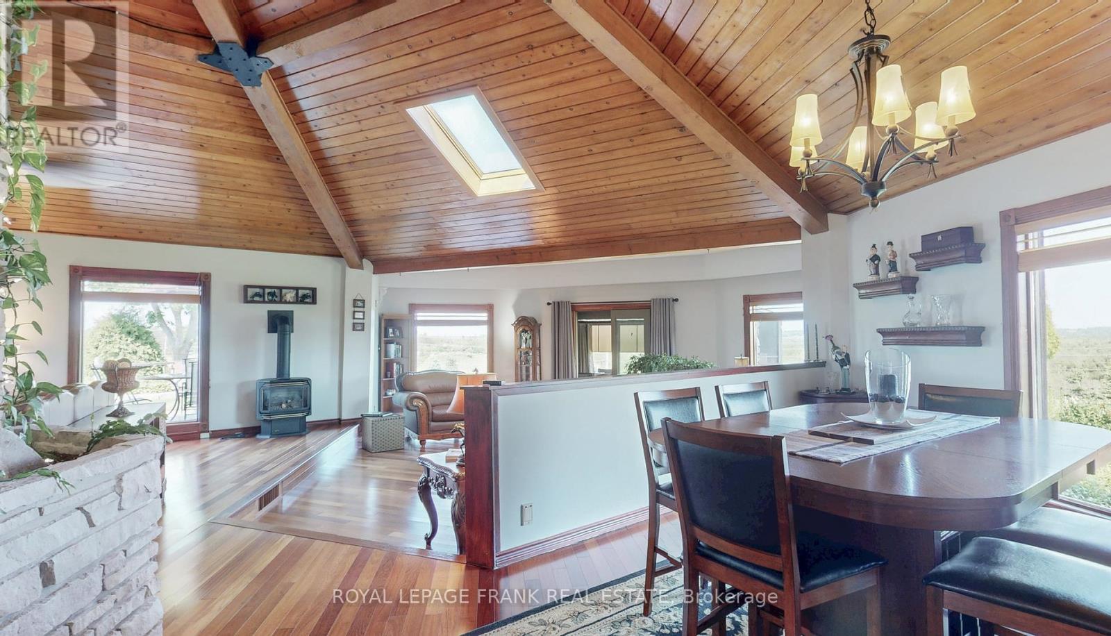 












10 CITYVIEW HEIGHTS

,
Kawartha Lakes (Omemee),




Ontario
K0L1K0

