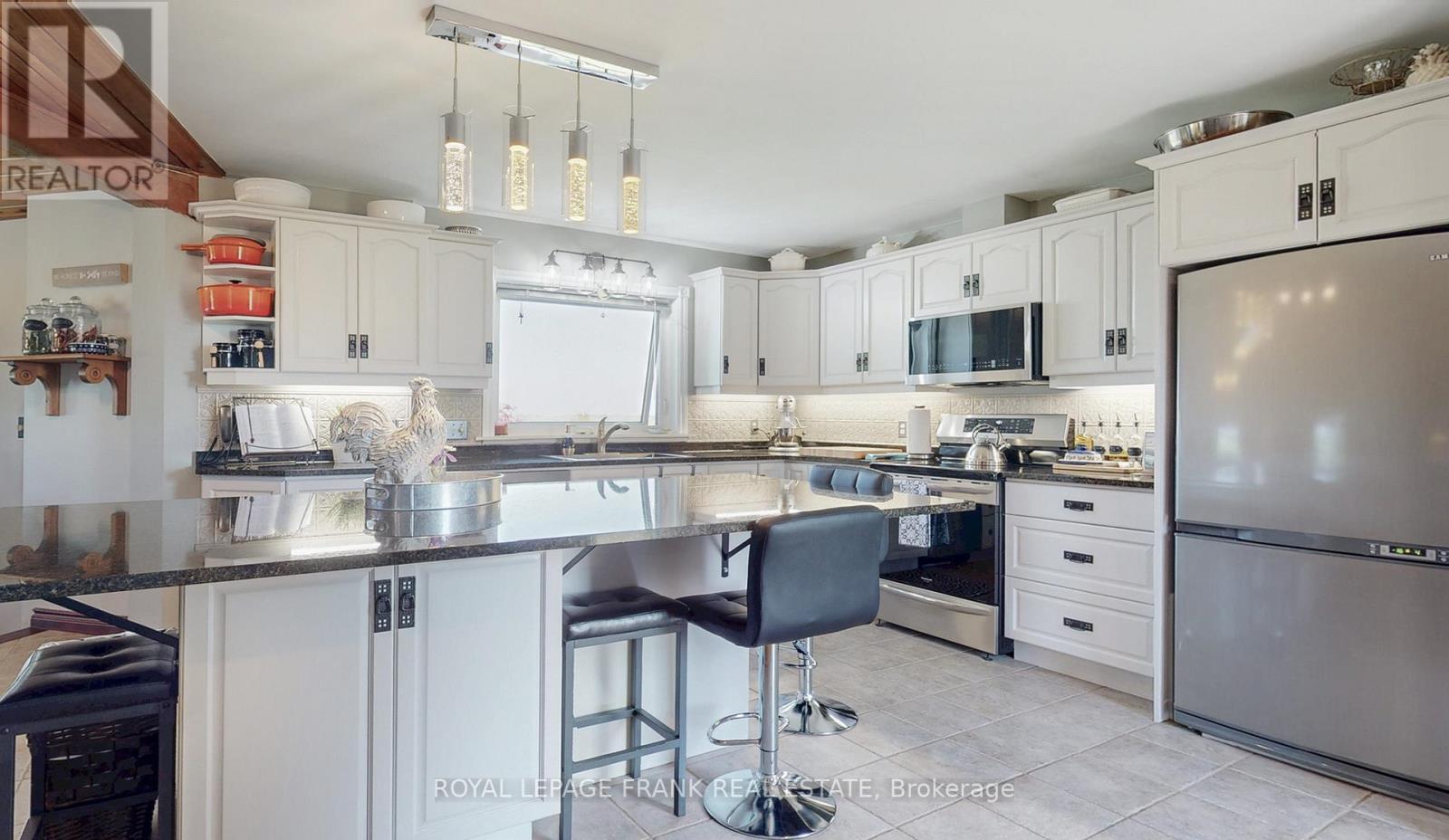 












10 CITYVIEW HEIGHTS

,
Kawartha Lakes (Omemee),




Ontario
K0L1K0


