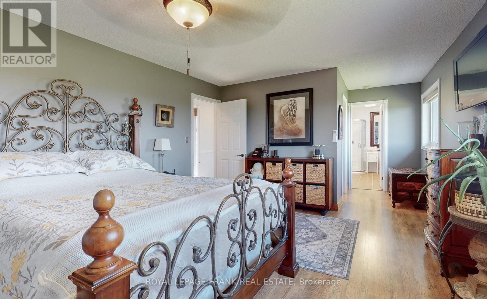 












10 CITYVIEW HEIGHTS

,
Kawartha Lakes (Omemee),




Ontario
K0L1K0

