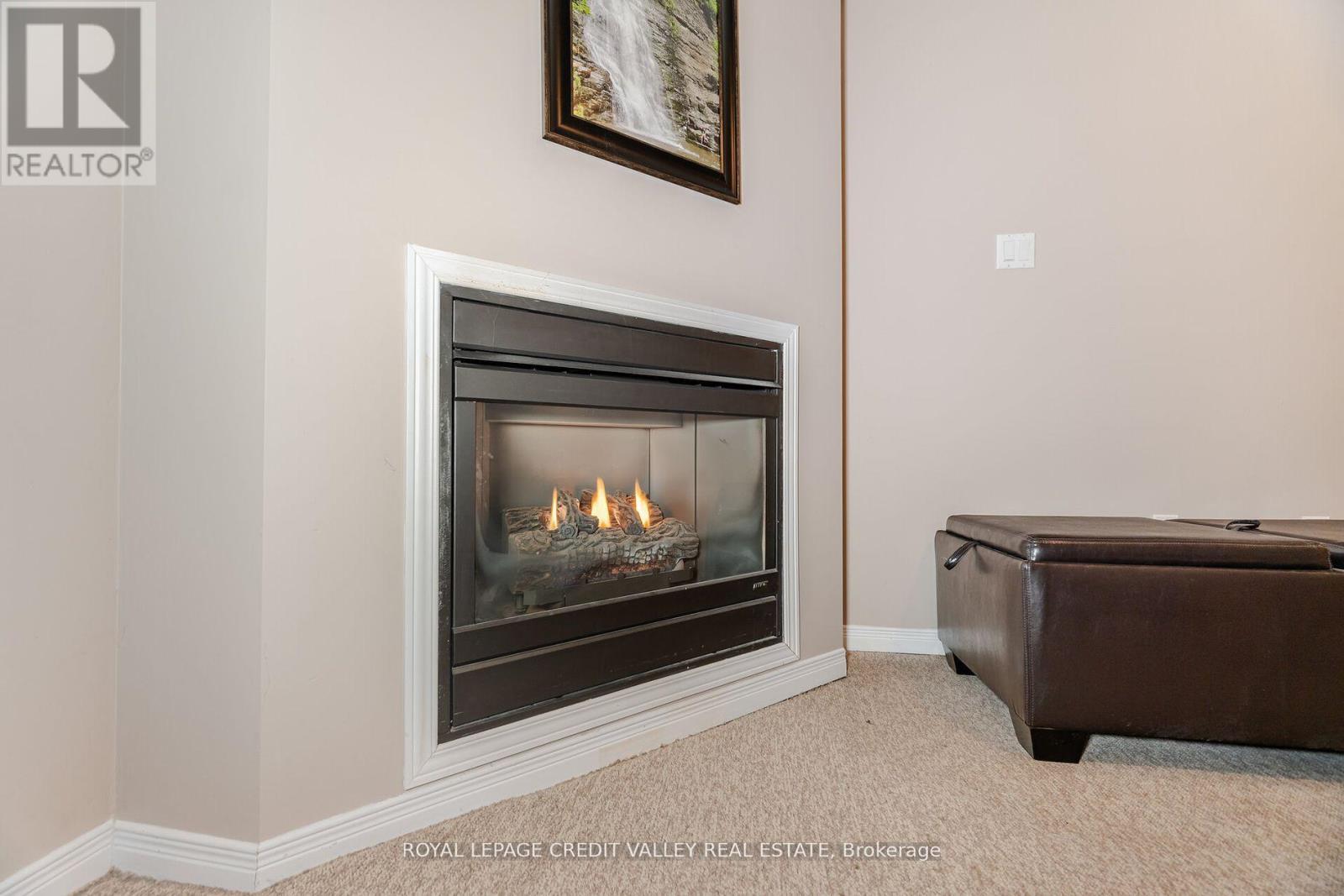 












8 LIVINGSTON DRIVE

,
Caledon,




Ontario
L7C1A7

