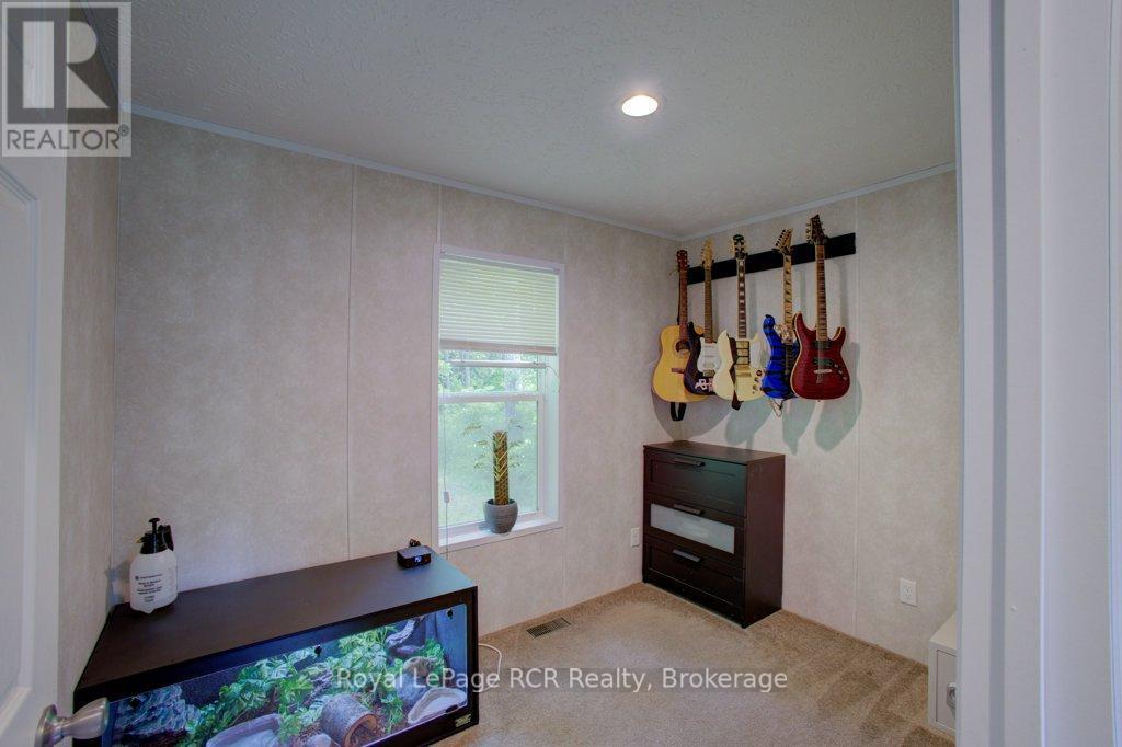 












8667 SIDE ROAD 15 ROAD

,
Wellington North,




Ontario
N0G1A0

