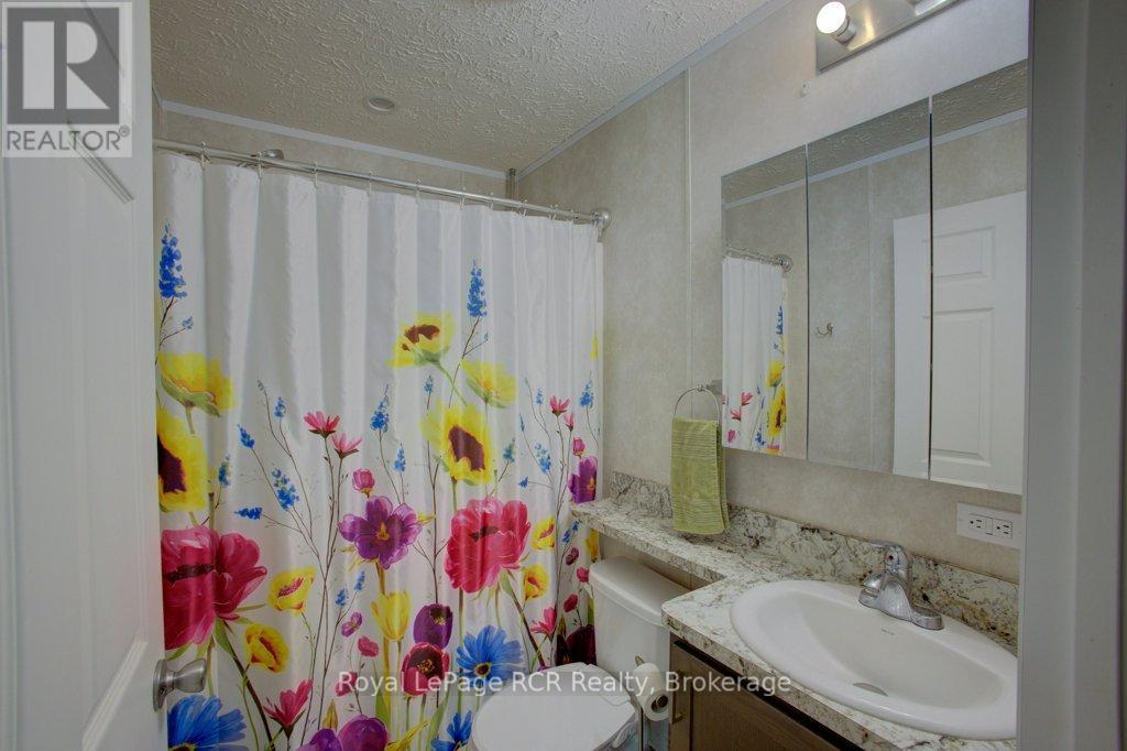 












8667 SIDE ROAD 15 ROAD

,
Wellington North,




Ontario
N0G1A0

