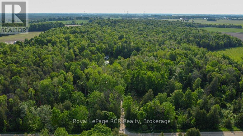 












8667 SIDE ROAD 15 ROAD

,
Wellington North,




Ontario
N0G1A0

