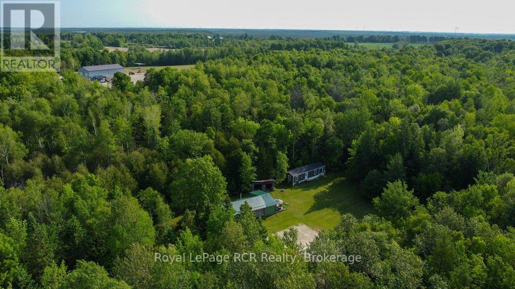












8667 SIDE ROAD 15 ROAD

,
Wellington North,




Ontario
N0G1A0

