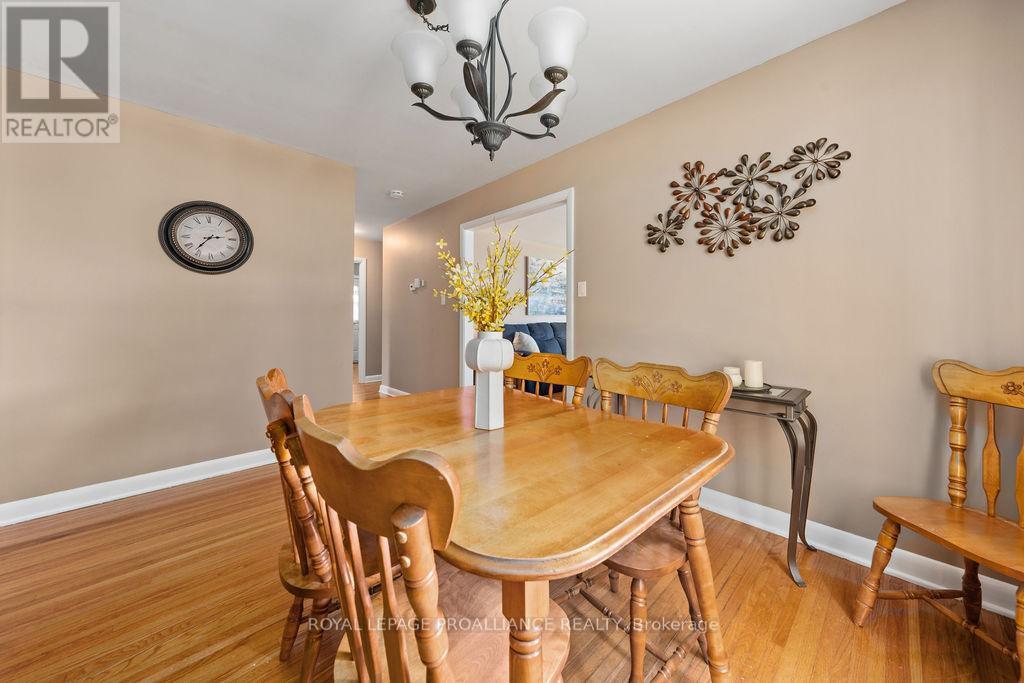 












1036 WAGARVILLE ROAD

,
Frontenac (Frontenac Centre),




Ontario
K0H2K0

