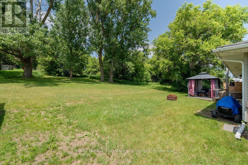 












1036 WAGARVILLE ROAD

,
Frontenac (Frontenac Centre),




Ontario
K0H2K0

