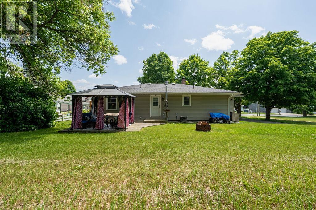 












1036 WAGARVILLE ROAD

,
Frontenac (Frontenac Centre),




Ontario
K0H2K0

