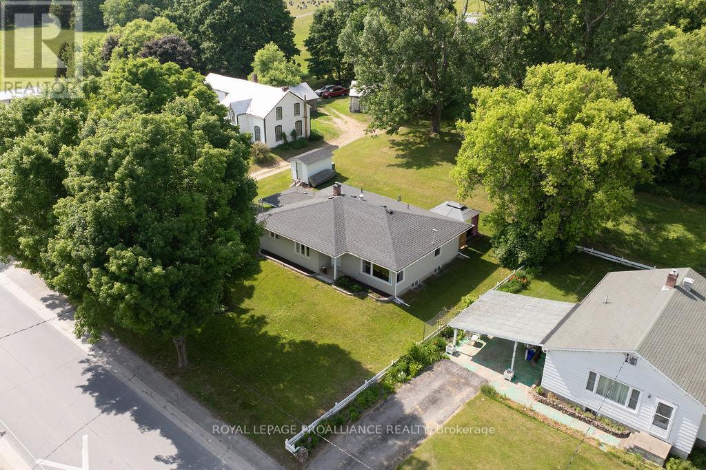 












1036 WAGARVILLE ROAD

,
Frontenac (Frontenac Centre),




Ontario
K0H2K0

