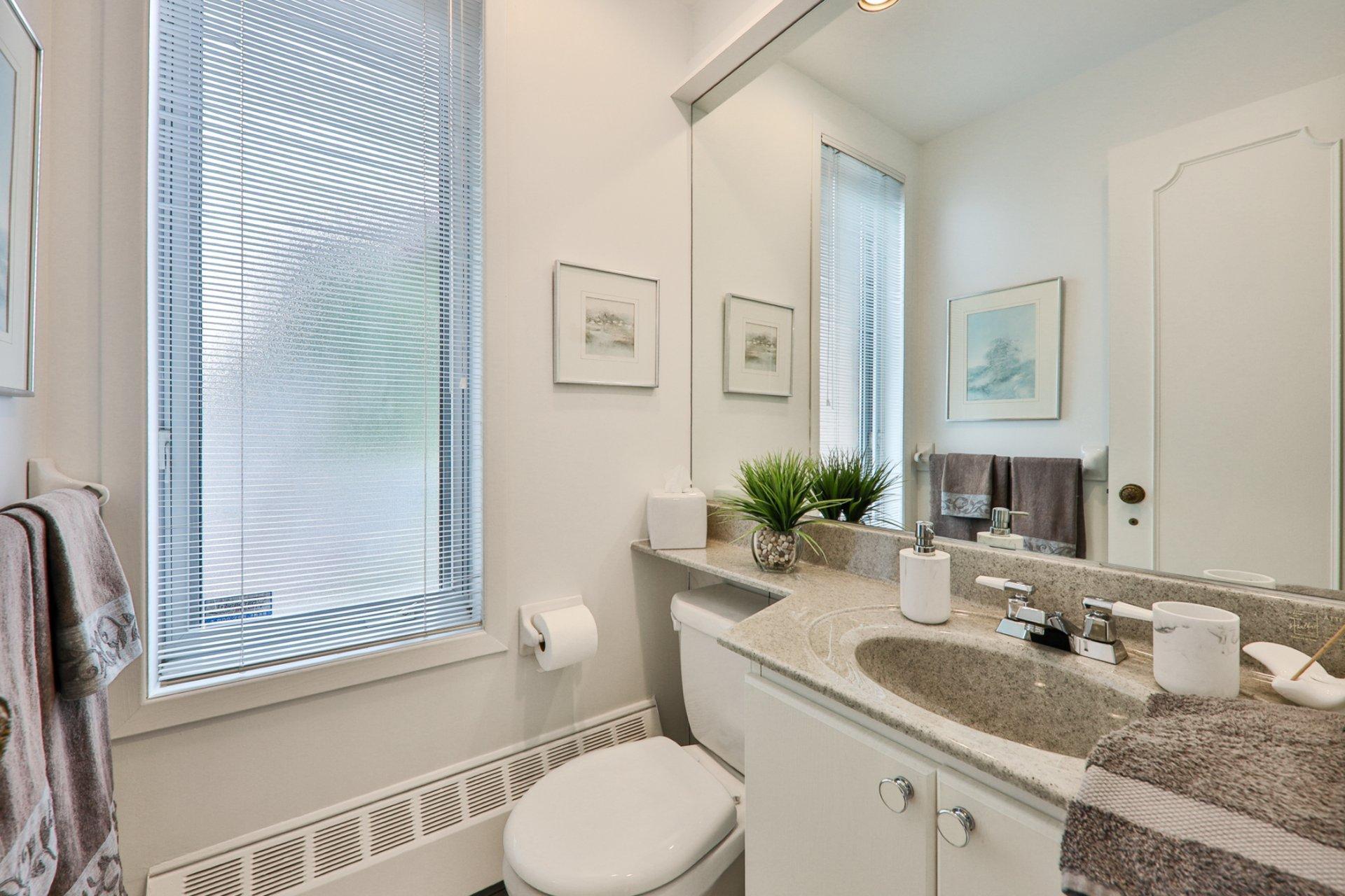 









11404


Rue Frigon

,
Montréal (Ahuntsic-Cartierville),




QC
H3M2R5

